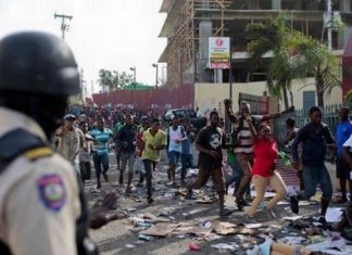 Haitian Gang Kidnaps 38 People From Two Buses